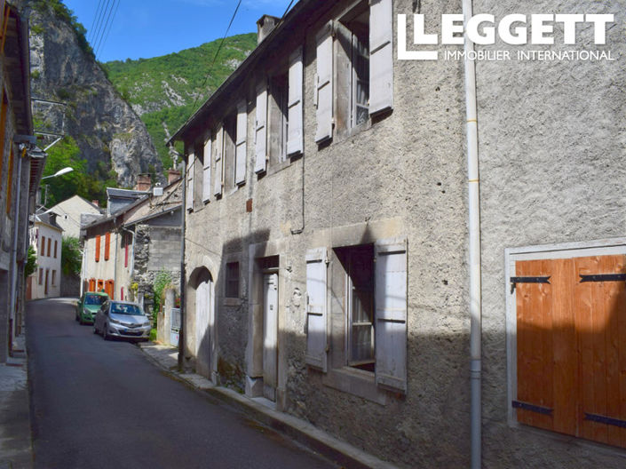 Image No.10-7 Bed House for sale