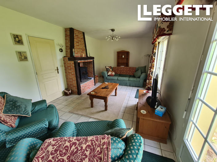 Image No.2-3 Bed House for sale