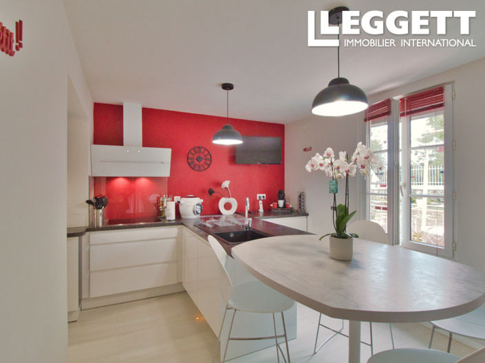 Image No.7-4 Bed House for sale