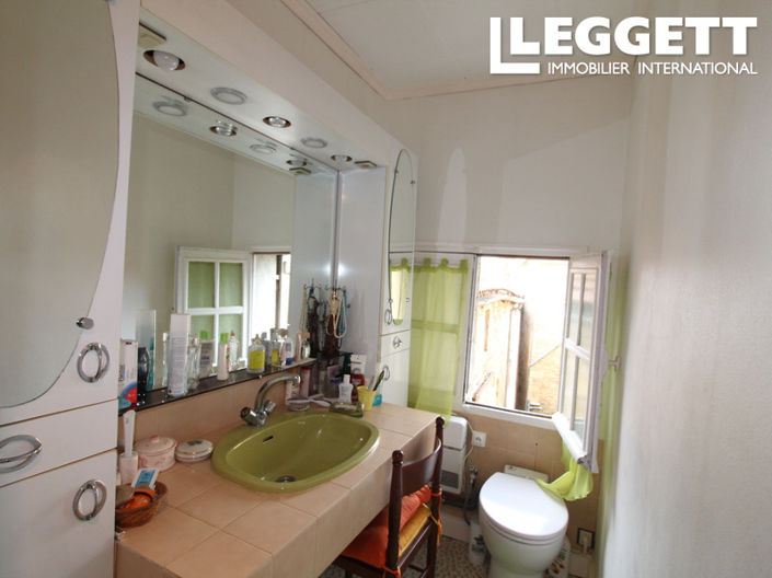 Image No.5-2 Bed House for sale