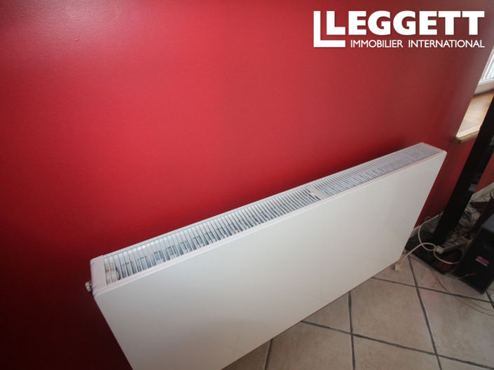 Image No.10-11 Bed House for sale