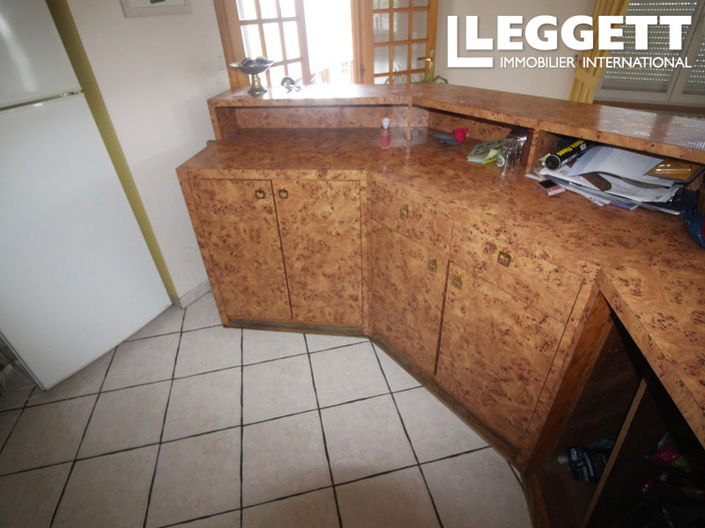 Image No.7-11 Bed House for sale