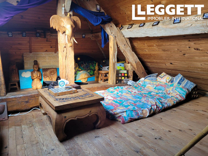 Image No.10-2 Bed House for sale