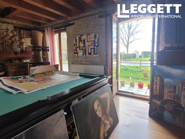 Image No.2-2 Bed House for sale