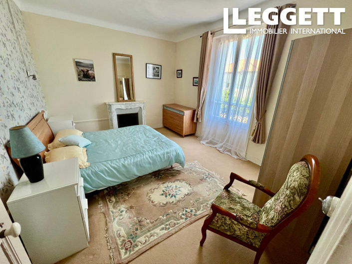 Image No.9-5 Bed House for sale