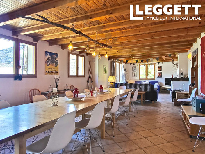 Image No.4-8 Bed House for sale