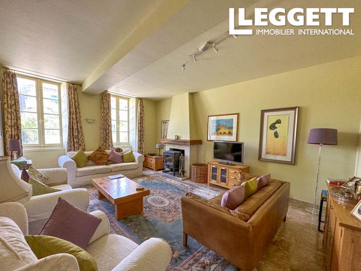 Image No.7-5 Bed House for sale