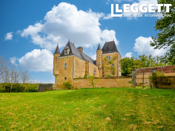 Image No.3-8 Bed Chateaux for sale