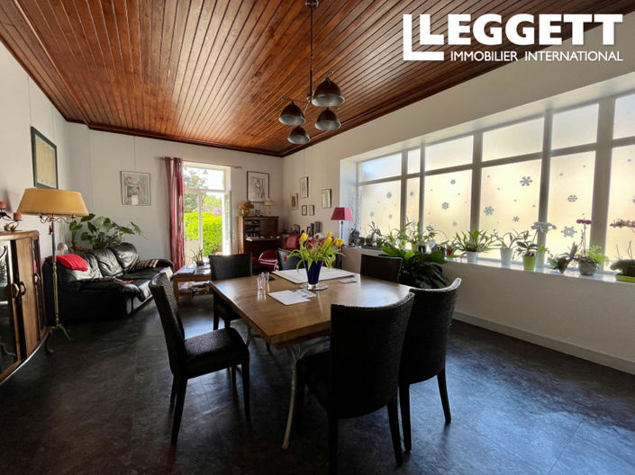 Image No.3-5 Bed House for sale