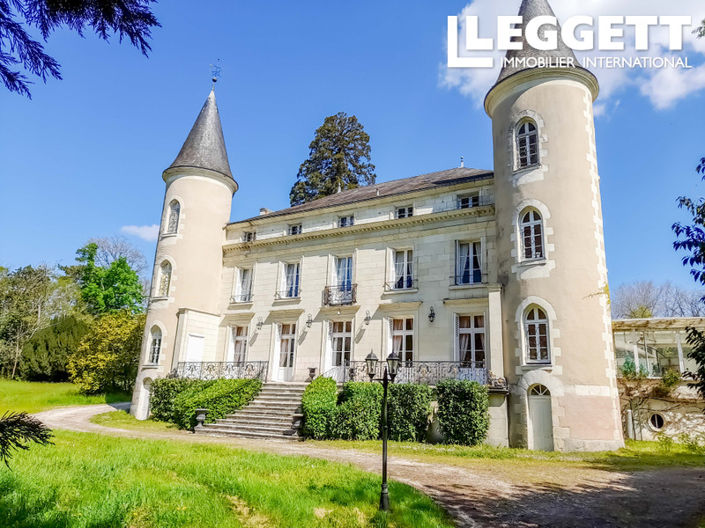 Image No.1-11 Bed Chateaux for sale