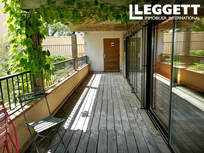 Image No.6-7 Bed House for sale