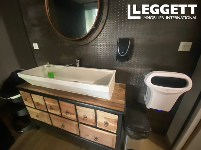 Image No.6-House for sale