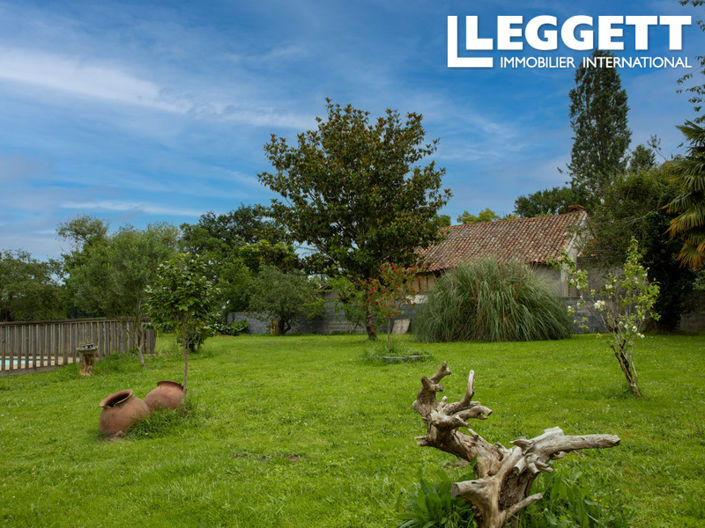 Image No.9-7 Bed House for sale