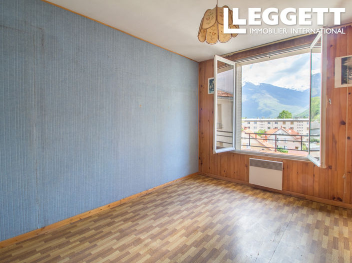 Image No.1-3 Bed Apartment for sale