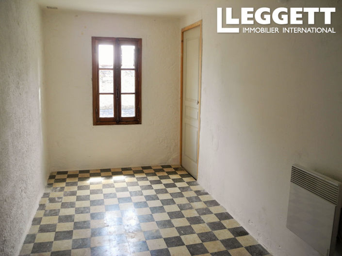 Image No.6-3 Bed House for sale