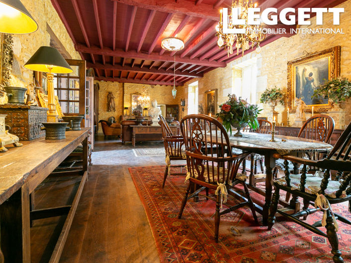 Image No.9-10 Bed House for sale