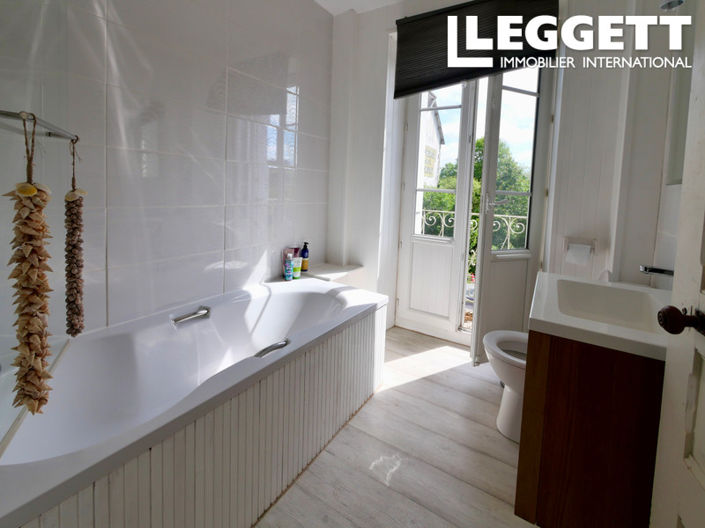 Image No.4-4 Bed House for sale