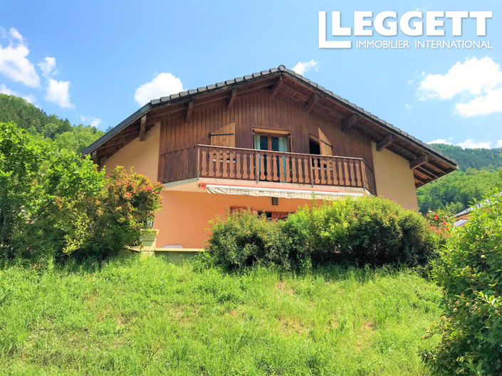 Image No.2-4 Bed House for sale