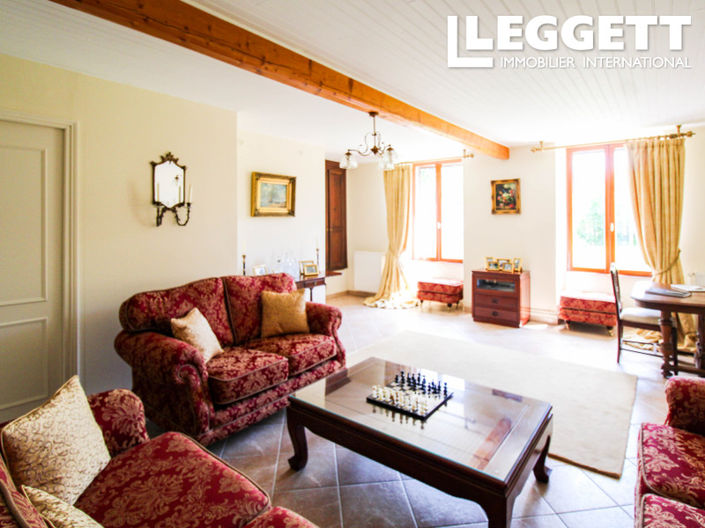 Image No.4-8 Bed House for sale