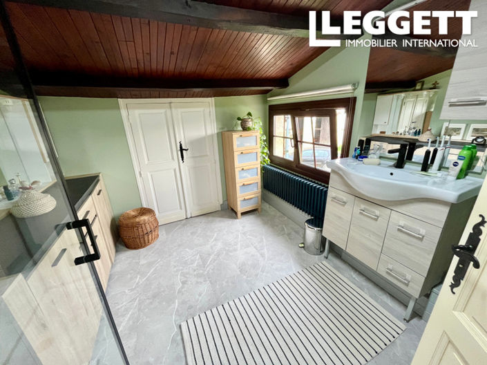 Image No.9-4 Bed House for sale