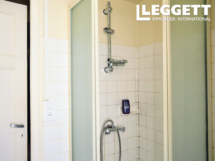 Image No.9-3 Bed House for sale