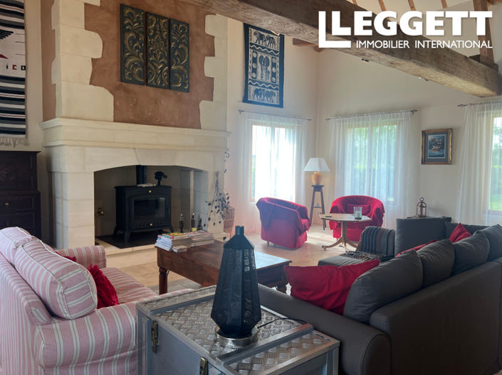 Image No.3-3 Bed House for sale