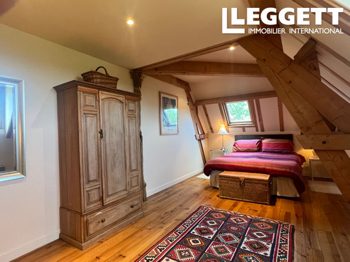 Image No.8-3 Bed House for sale