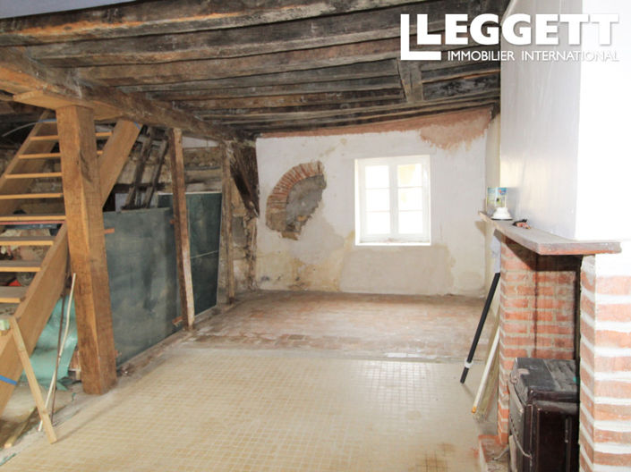 Image No.9-2 Bed House for sale