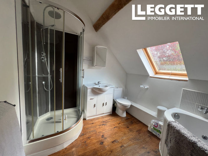 Image No.10-5 Bed House for sale