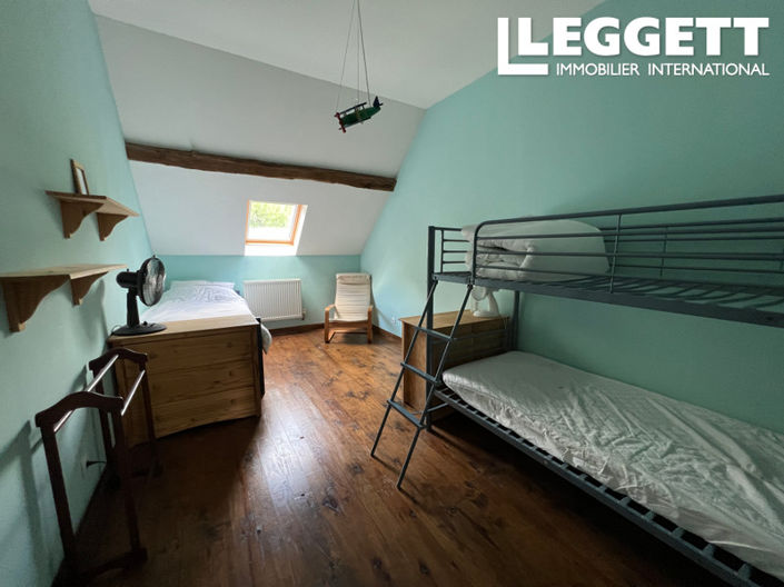 Image No.6-5 Bed House for sale