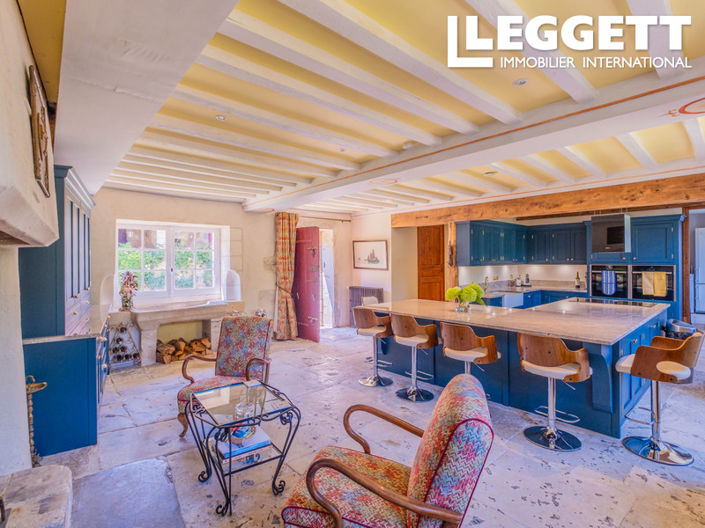 Image No.10-9 Bed House for sale