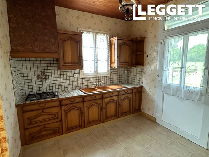 Image No.8-3 Bed House for sale