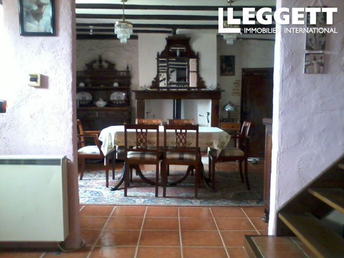 Image No.8-4 Bed House for sale