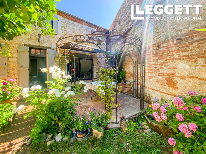 Image No.7-5 Bed House for sale