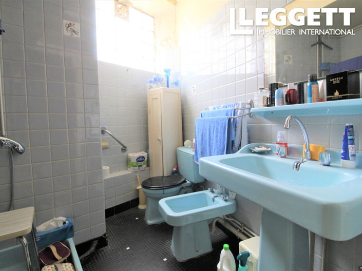 Image No.10-5 Bed House for sale