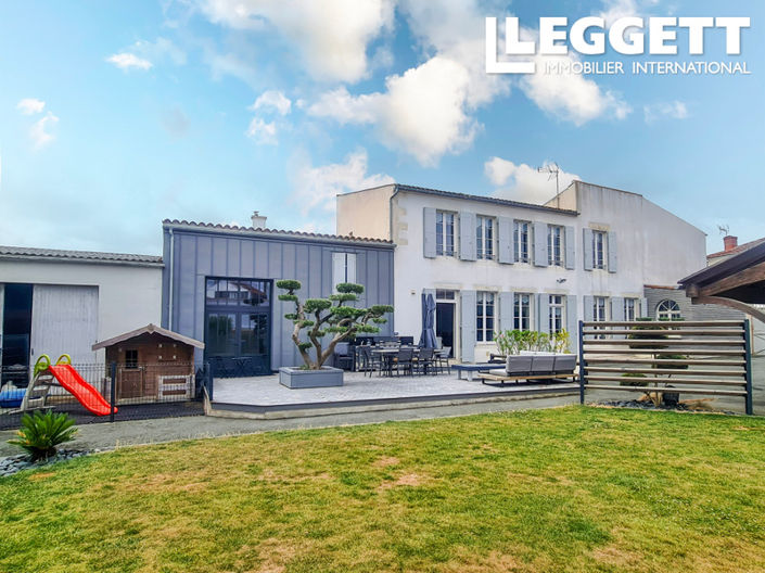 Image No.1-6 Bed House for sale