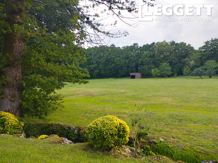 Image No.2-4 Bed House for sale