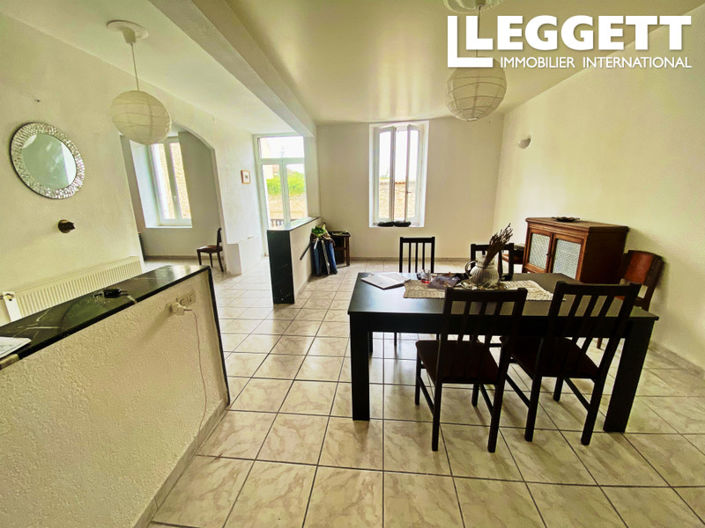 Image No.9-7 Bed House for sale