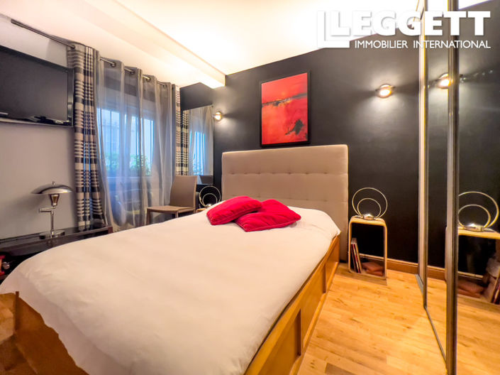 Image No.9-2 Bed Apartment for sale