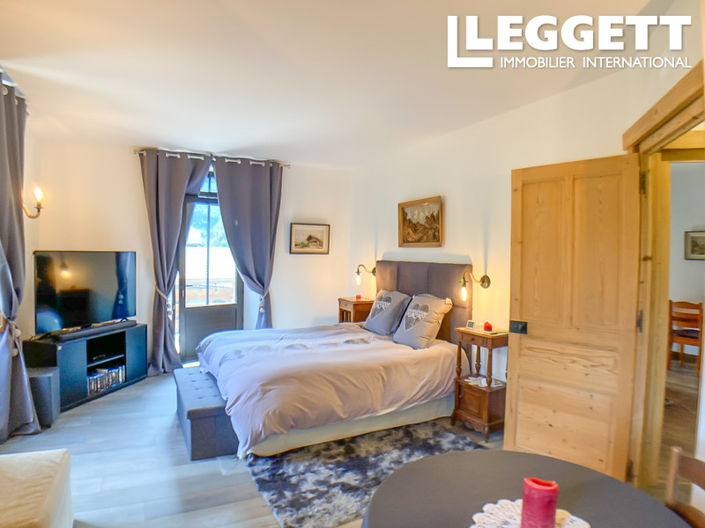 Image No.4-4 Bed House for sale