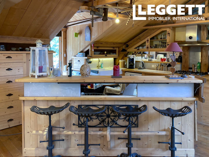 Image No.5-4 Bed House for sale