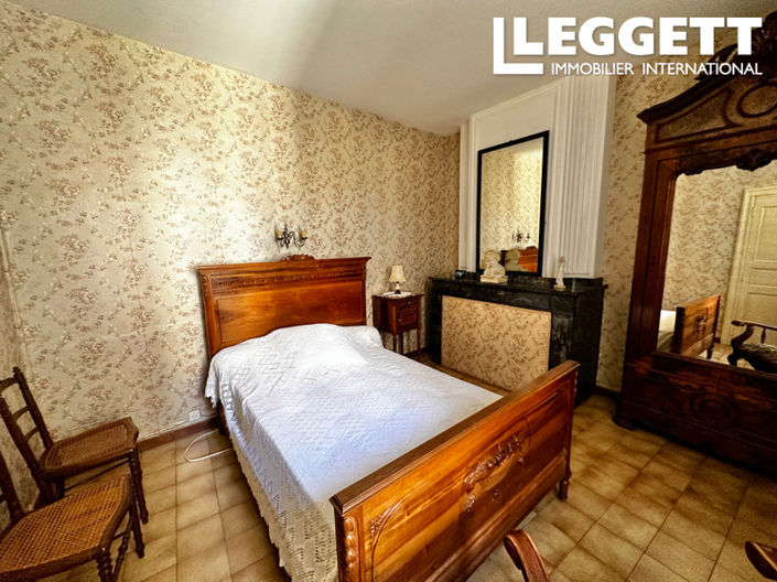 Image No.5-4 Bed House for sale