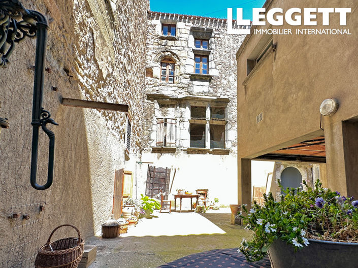 Image No.8-4 Bed House for sale