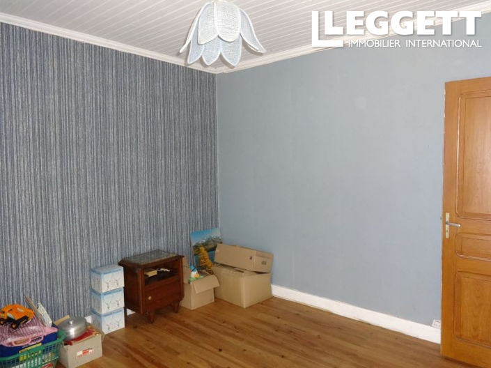 Image No.9-3 Bed House for sale