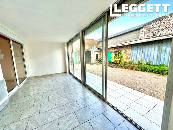 Image No.8-2 Bed House for sale