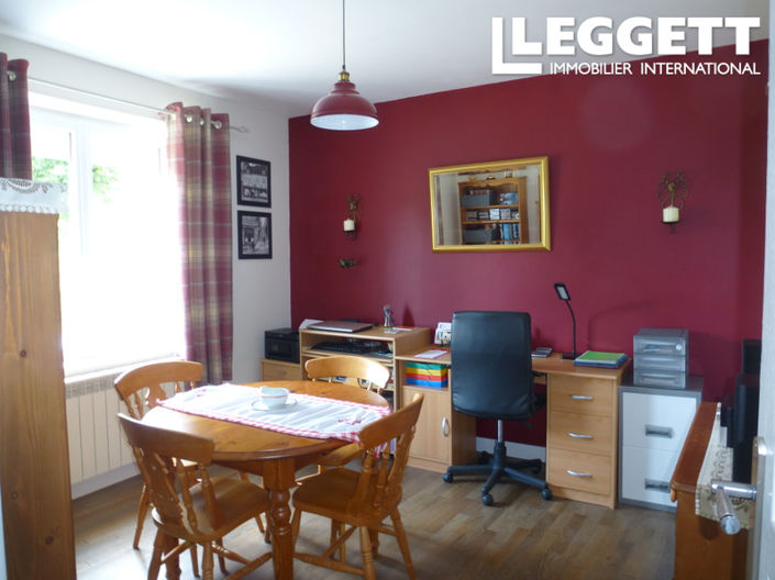 Image No.6-2 Bed House for sale