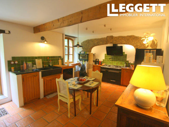 Image No.7-6 Bed House for sale