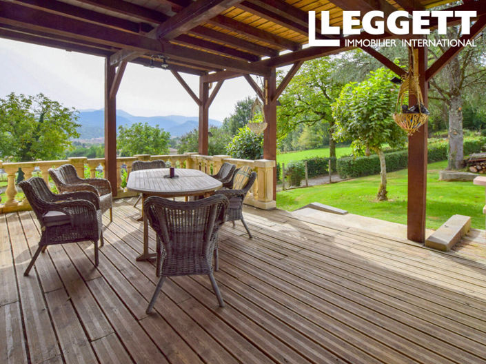 Image No.5-10 Bed House for sale