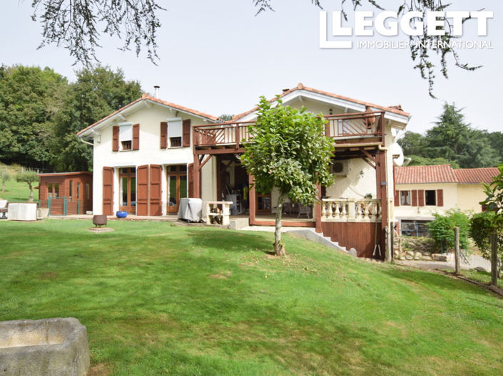 Image No.7-10 Bed House for sale