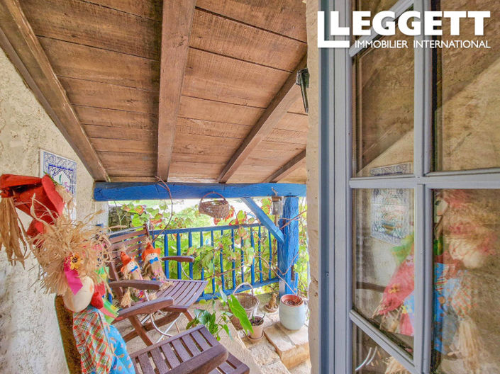 Image No.8-3 Bed House for sale